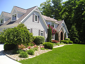 Landscapers and Lawncare Services in Middlebury, IN